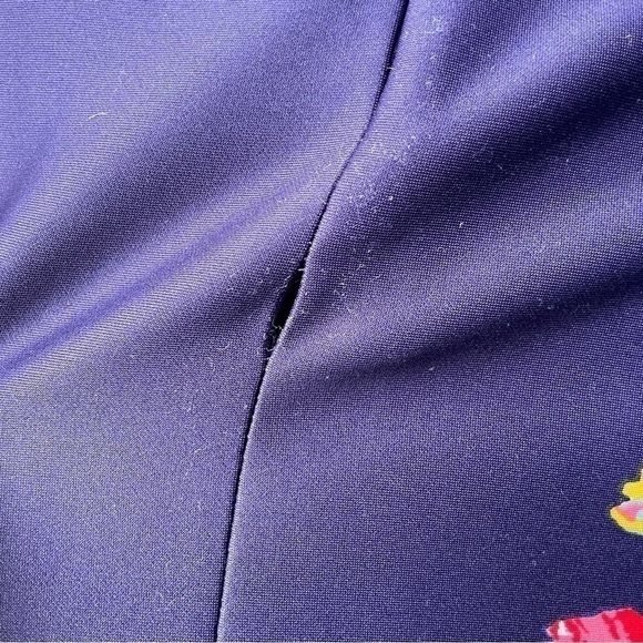 TAHARI Blue and Floral Print Shift Sheath Dress size 2 - Picture 6 of 10